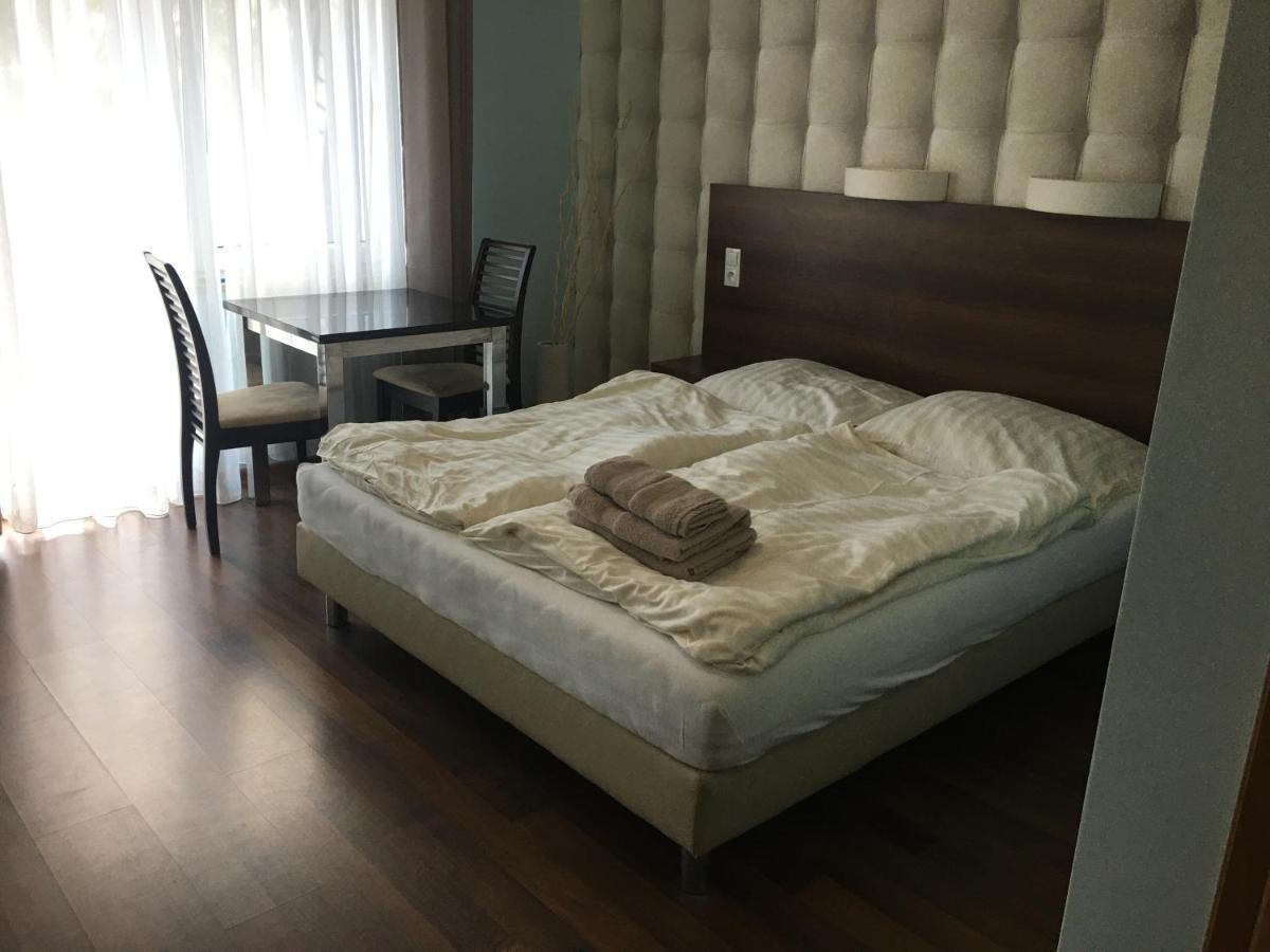 Azzurro Hotel วูแคนชิน ภายนอก รูปภาพ